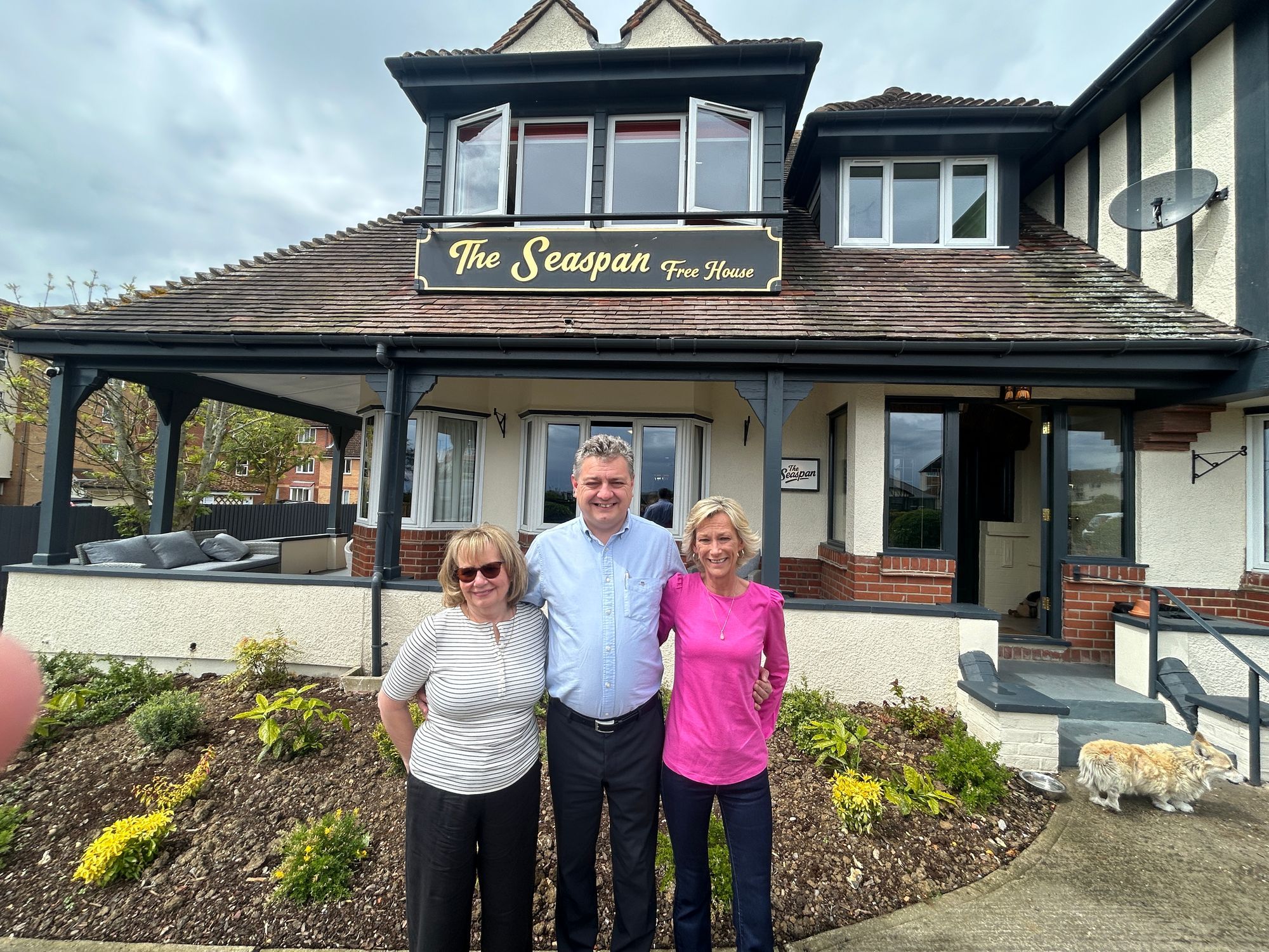 Cheers! Pub owners toast revamp supported by TDC shopfront grant scheme